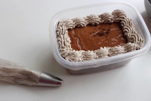Delicious to weeping Aoliao the practice measure of cake of salted butter box 20