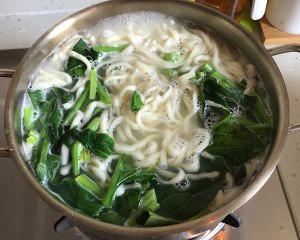 The practice measure of the face making stew in soy sauce of maigre creed 16