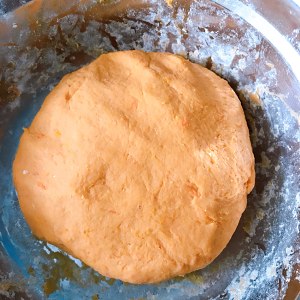 Pachyrhizus thin pancake made of millet flour (yam cake) practice measure 5