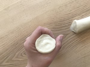 Delicious [シュウウェンジ人の蒸しパン]詳細な手を超える練習対策 滑らかな顔の蒸しパンと要約のビデオを練り上げる9 