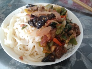 The practice measure of noodles served with soy sauce of too oily meat 16