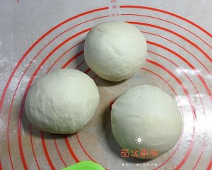 The practice measure that suckles sweet toast without the egg 17
