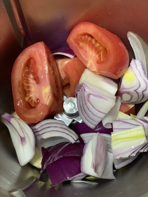 The practice measure of side of meaning of tomato meat sauce 1