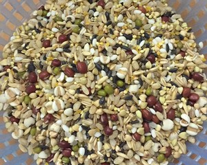 黒のケーキ 米の蒸発（小麦と米以外の穀物の蒸発のケーキ）実践対策16 