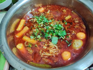 スーパー超過範囲 おいしい脂肪のNiu Gaiの単純な/上に肉と野菜を添えたご飯（内部で脂肪牛の煮沸に水を加える）練習対策3 