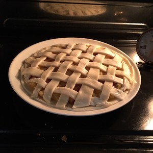 Hand of breakfast of 18 months of children catchs cake edition apple pie (low candy edition) practice measure 12