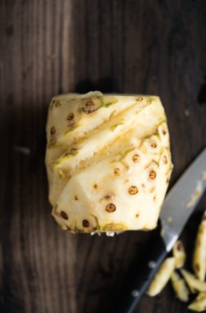 The practice measure that chocolate crackling pineapple puts on the ice 8