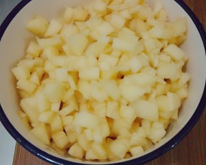The practice measure of apple pie of skin of golden crisp dumpling 1