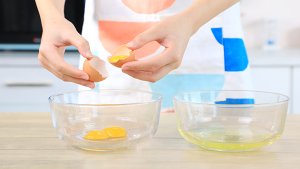 The practice measure of cake of double lubricious omelette 1