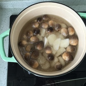 The practice measure of horse's hoof of straw mushroom    3