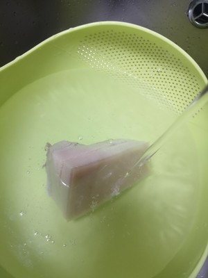Flesh of green pepper cook again, a dish of dry the practice measure of 3 bowls of meals 3