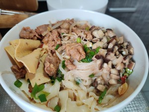 Super- exceed range of delicious fat Niu Gai simply / rice served with meat and vegetables on top (inside add water to boil fat cattle practice) practice measure 4