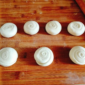 The flesh places steamed bun (of white auspicious steamed bun make) practice measure 7