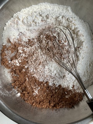 The practice measure of cake of chocolate Mai Fen 1