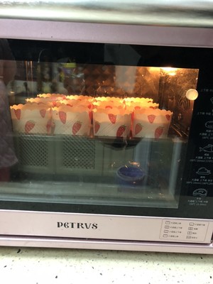 Paper cup cake the practice measure of the quantity of cake of wind of 8 inches of relative 23