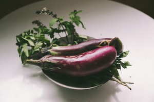 The practice measure of basil aubergine 1