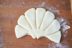 The practice measure of cake of millet lotus leaf 8
