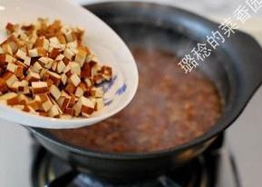 The practice measure of face of fried bean sauce 11