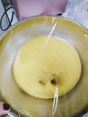 細かく作られたパンプキン蒸しパンの練習法 11 