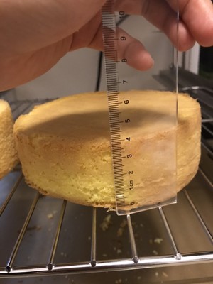 Cake of butter of strawberry restoring ancient ways (sponge cake embryo) practice measure 1