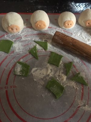 Cartoon modelling steamed stuffed bun - piggy sweetened bean taste is wrapped - the practice measure of the steamed stuffed bun that darling likes most 8