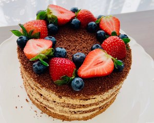 初心者は、シリーズを確実に作成しない 消える泡チョコのスポンジケーキ(飛んで美味しいフィギュアを使っています)練習対策16