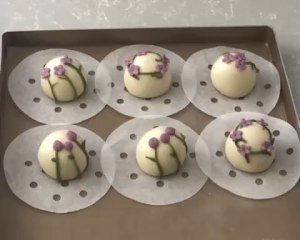 Spring the practice measure of day flower steamed bread 11
