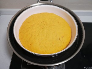 The practice measure of pumpkin rose steamed bread 7
