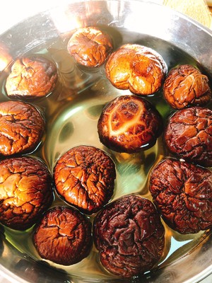 The practice measure that exceeds rice of aromatic flesh of bittern of high-grade Shaoxing Xianggu mushroom 2