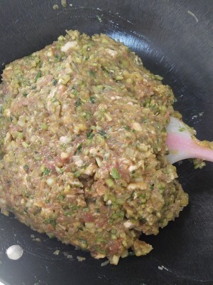 The practice measure of boiled dumpling of pork of celery vermicelli made from bean starch 2