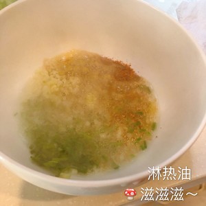 The practice measure that exceeds simple acerbity hot cool noodles served with soy sauce 2