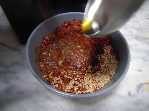[Chongqing is small] the practice measure of the hot pepper that add oil and practice of face of Chinese prickly ash 14