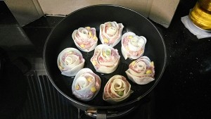 The practice measure of dumpling of rose incubation decoct 6