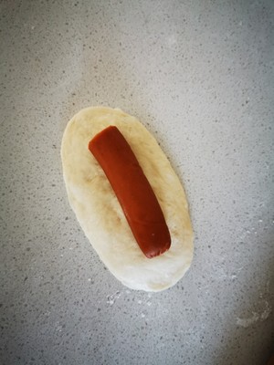Exceed softness - the practice measure of hot dog biscuit 7