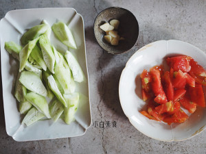 The practice measure of soup of tomato towel gourd 2