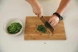 Green deep-fried dough cake (dumpling skin edition) practice measure 1