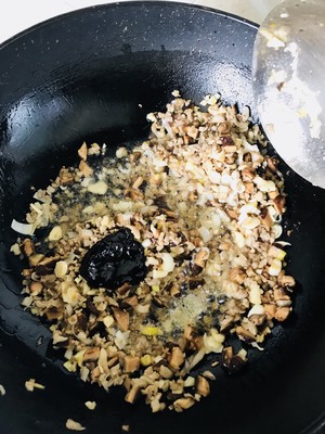The practice measure of face of fried bean sauce 8