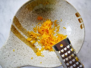 The practice measure of cake of orange aromatic rice 2