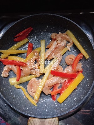 Low fat nutrition, the darkness with rich color is delicate - the practice measure of face of juice of cuttlefish of chicken color any of several hot spice plants 4
