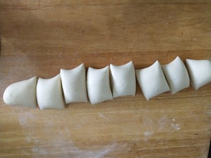 クマの柔らかいもち黒米 絶えず（紫のもち米）キャンディの三角形の蒸しパン、蒸しパン、パン生地（発酵）の練習方法17 