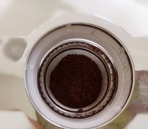 The pra手が氷河のコーヒーを開発することを正確に測る3 