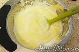 The practice measure of cake of light cheese of dough made with boiling water 13