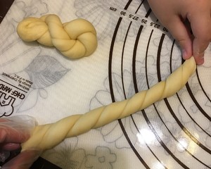 The practice measure that loose honey suckles sweet fried dough twist 5