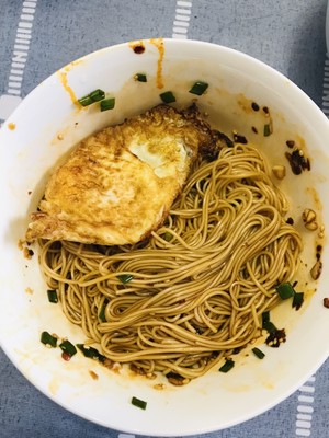 Simple and delicious the practice measure of the breakfast dry noodles served with soy sauce that makes easily 11
