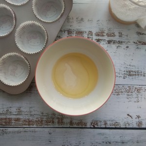 The practice measure of cake of cup of paper of yoghurt relative wind 2
