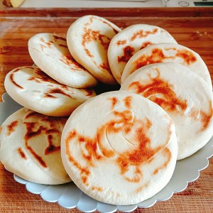 The flesh places steamed bun (of white auspicious steamed bun make) practice measure 11