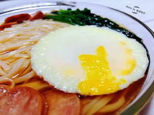The practice measure of spinach egg face 13