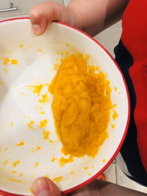 Him child does? ? The practice measure of cake of coconut sweet pumpkin 3