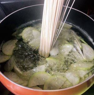 The little skill of the fine dried noodles that boil, do not stick not rawish practice measure 1