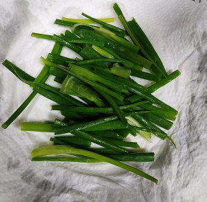 The practice measure of oily powder of old Shanghai onion 1